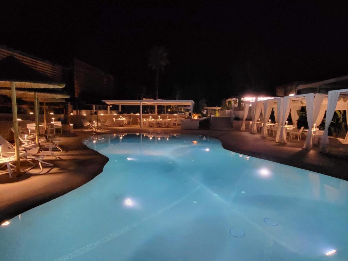 Oasi Blu Sardinia Otel Santa Margherita di Pula Dış mekan fotoğraf